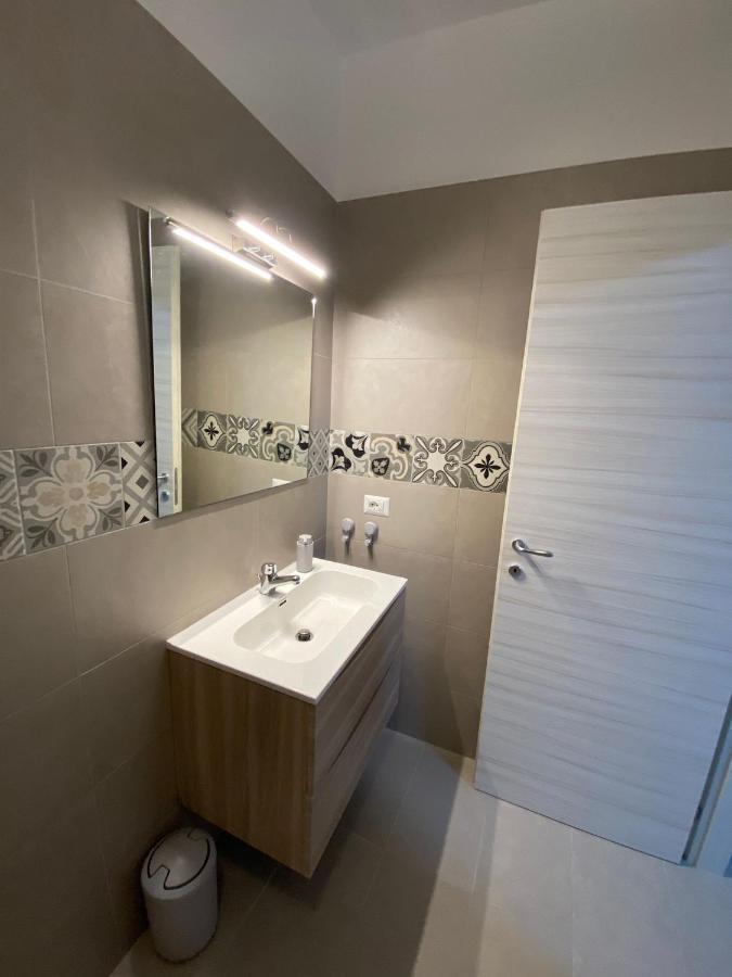 16Th Fad Rooms Маргерита-ді-Савоя Екстер'єр фото