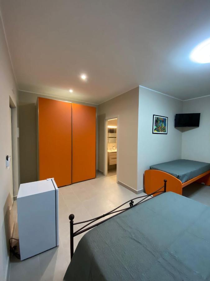 16Th Fad Rooms Маргерита-ді-Савоя Екстер'єр фото
