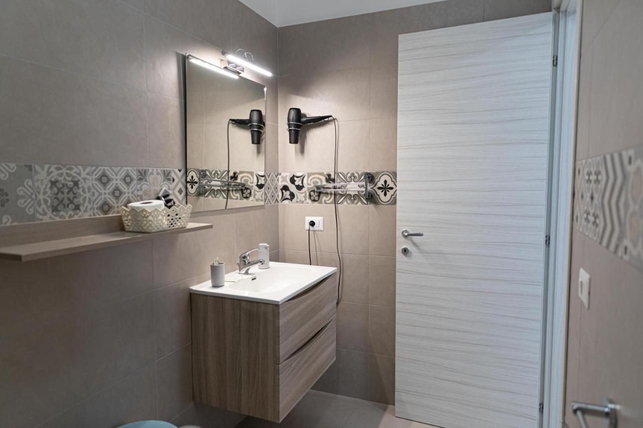 16Th Fad Rooms Маргерита-ді-Савоя Екстер'єр фото
