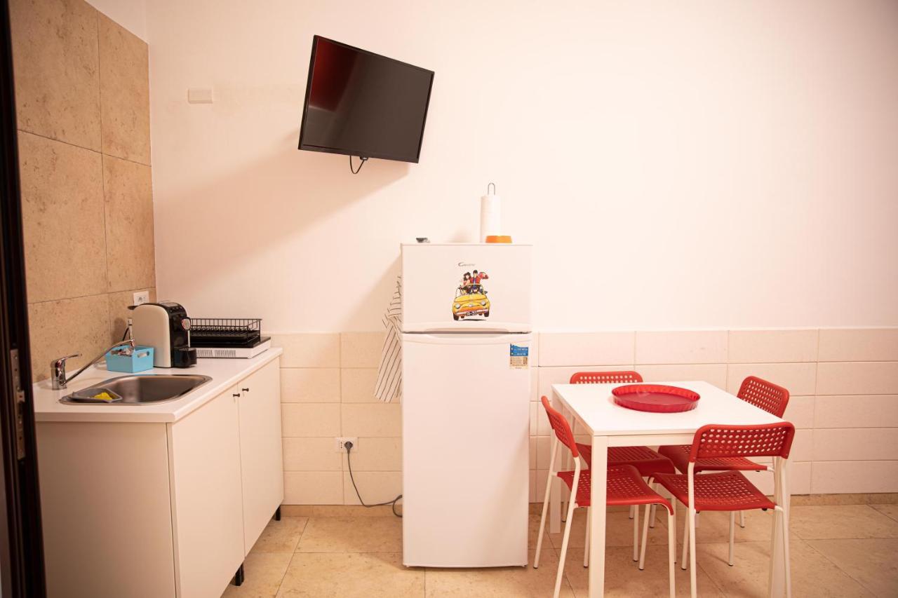 16Th Fad Rooms Маргерита-ді-Савоя Екстер'єр фото