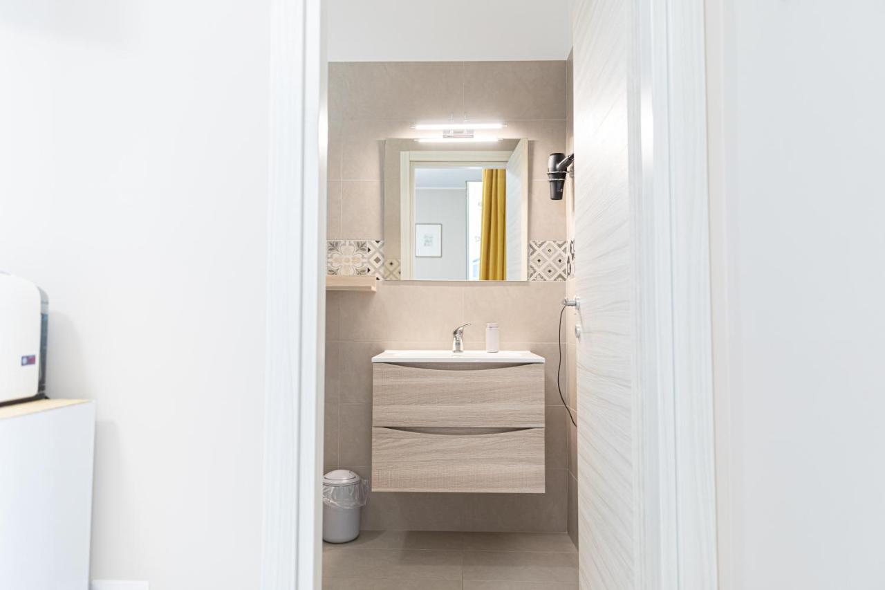 16Th Fad Rooms Маргерита-ді-Савоя Екстер'єр фото