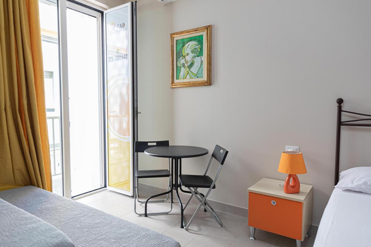 16Th Fad Rooms Маргерита-ді-Савоя Екстер'єр фото