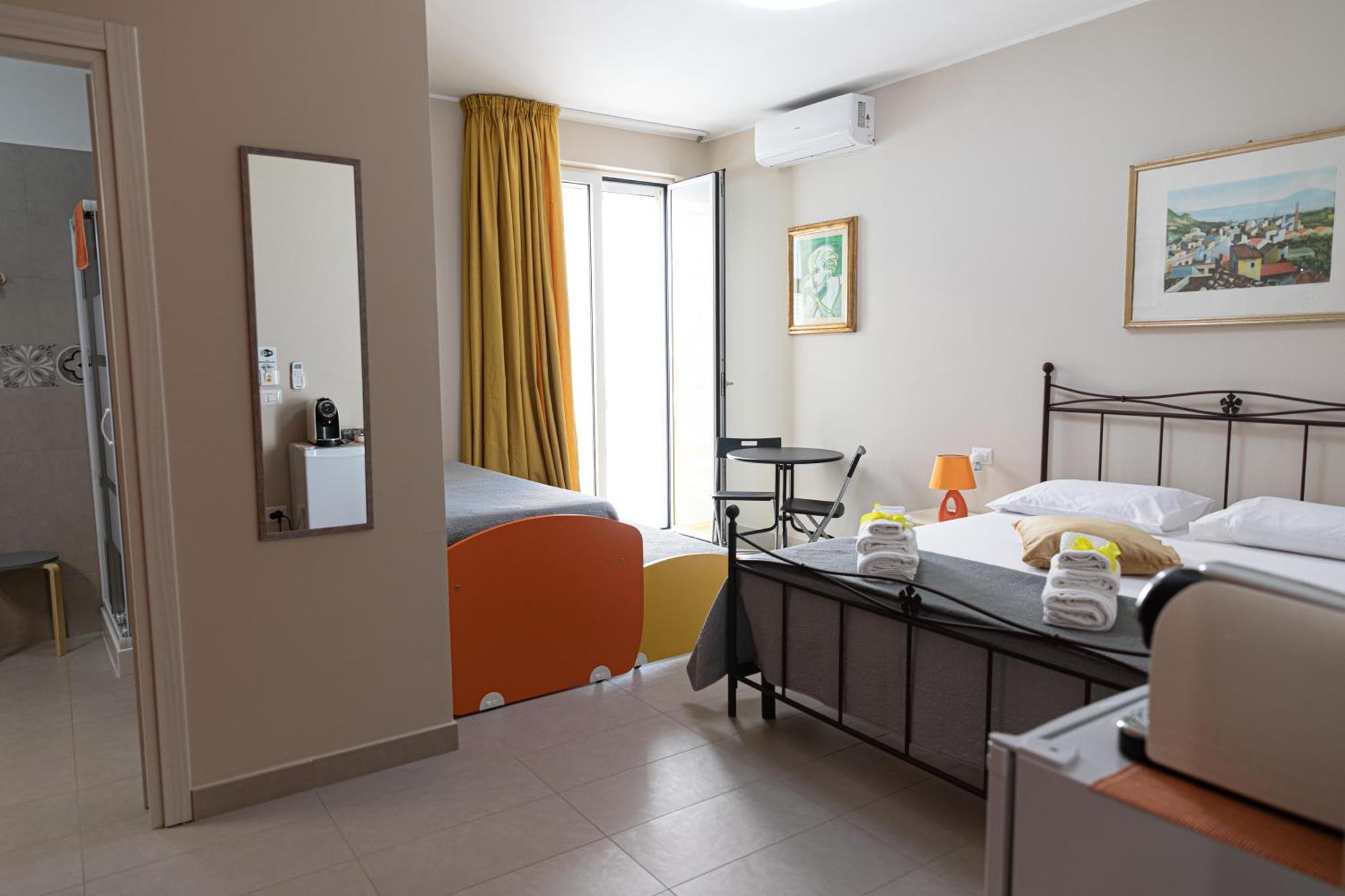 16Th Fad Rooms Маргерита-ді-Савоя Екстер'єр фото
